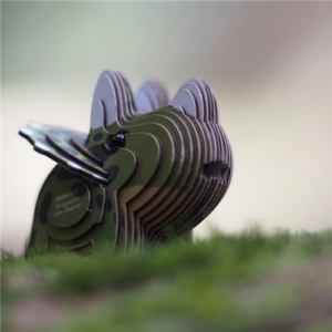 Eugy - 3D Cardboard Model - Tricera