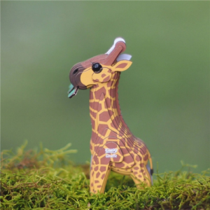 Eugy - 3D Cardboard Model - Giraffe
