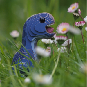 Eugy - 3D Cardboard Model - Bronto